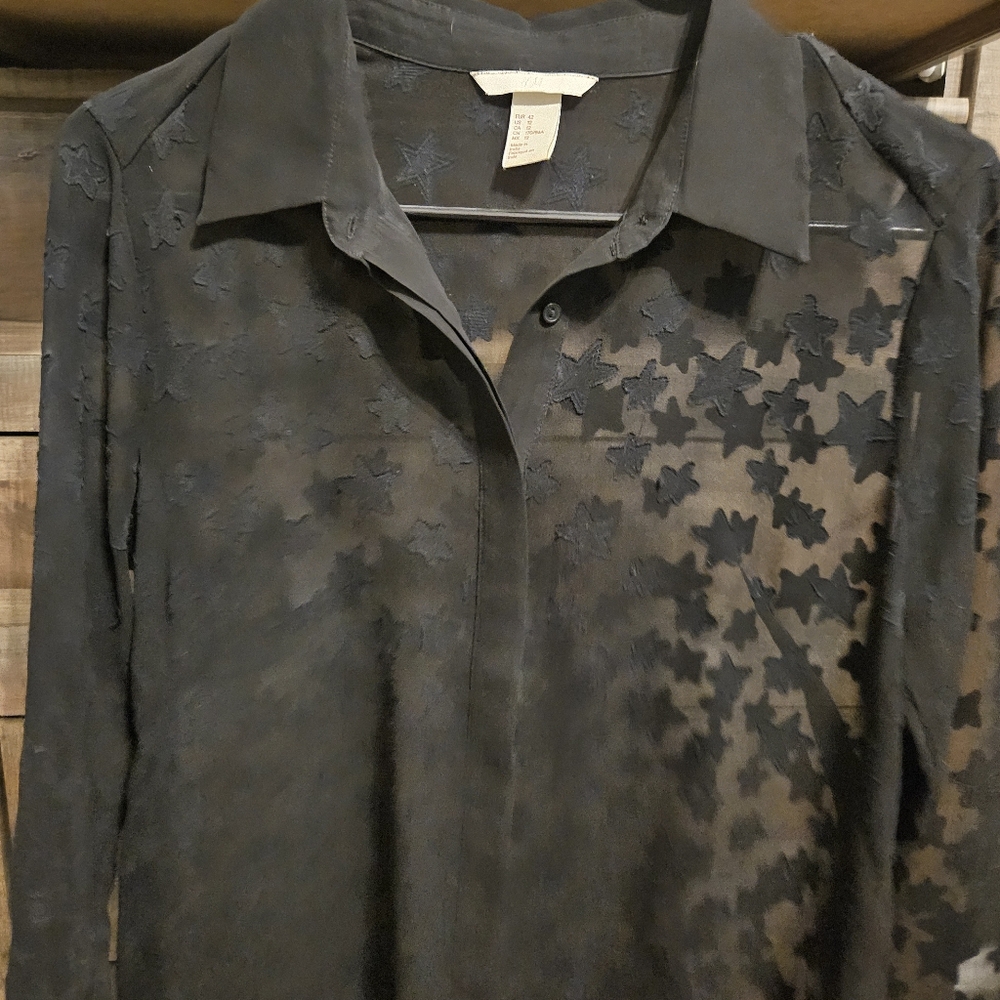 Star Button Down